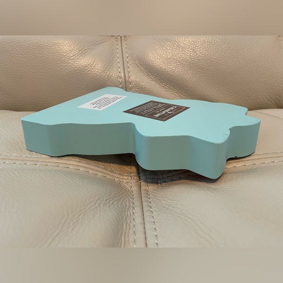 Rescue Mom Pug Art NWT Wall Desk Piece Pet Parent Decor Small Dog Bow Pink - Picture 4 of 6